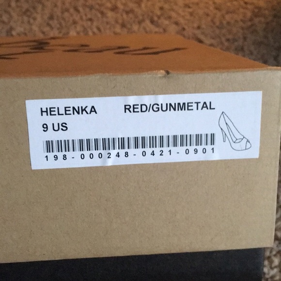 🆕 Red Peep toe Pumps - Picture 6 of 7